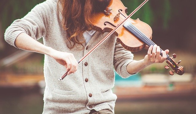 hra na housle